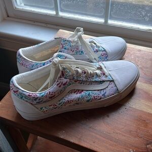 Custom Mountain Print Vans
